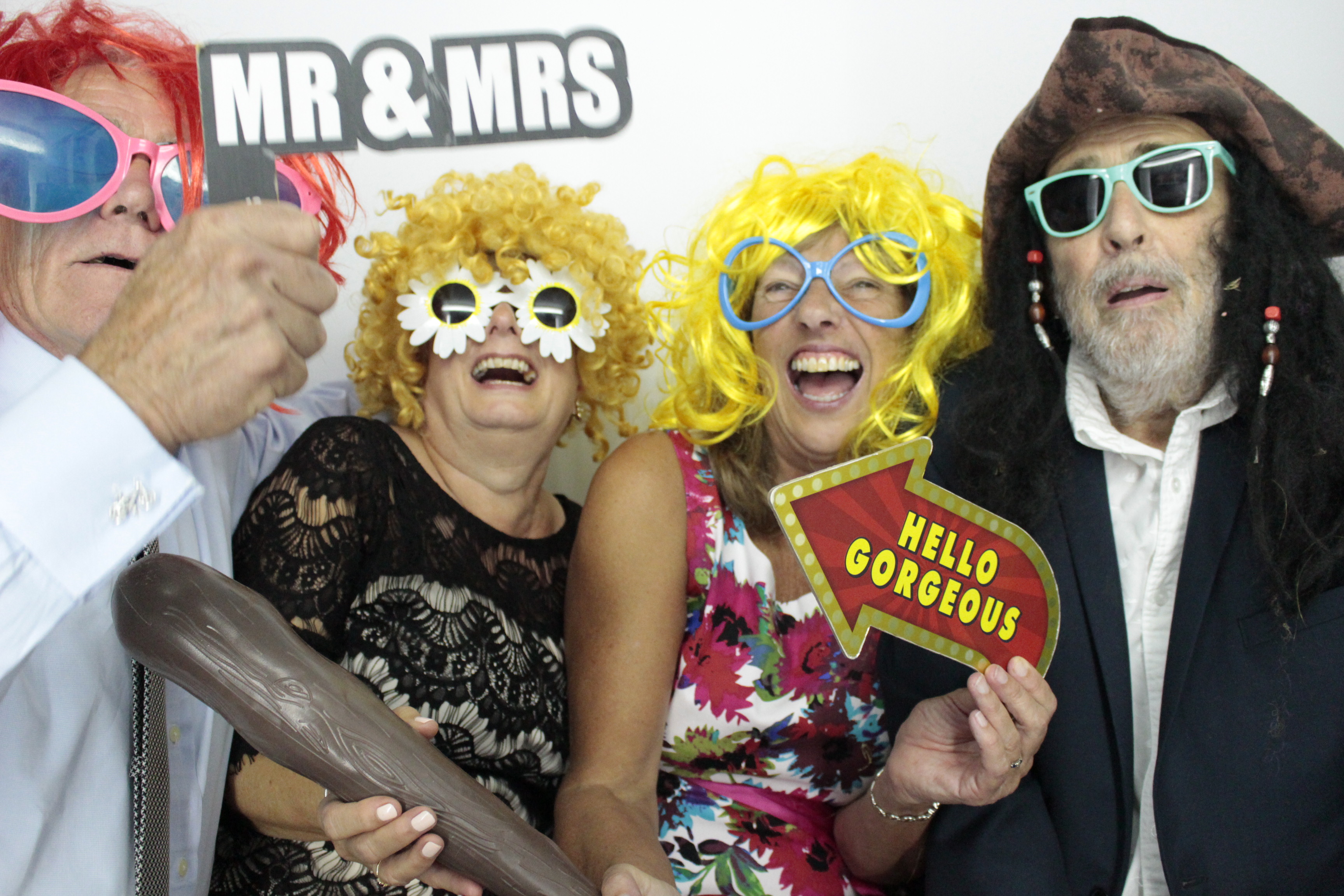 Louise & Dan's Big Day | View more photos from the event at gallery.myphotoboothexperience.co.uk/u/MyPhotoBoothExperienceLtd/Louise-Dans-Big-Day